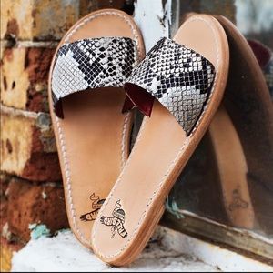 Freebird Golden Sandal White Snake